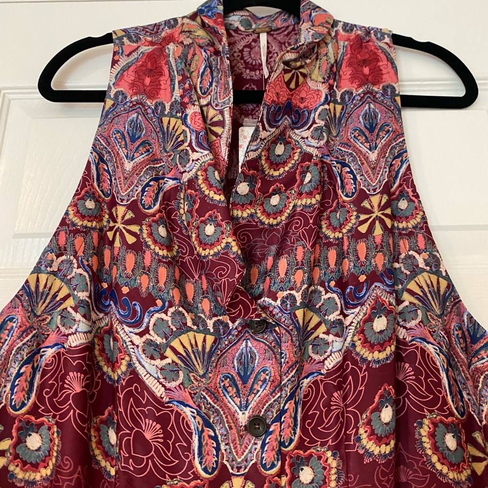 Free People - Picture 5 of 8